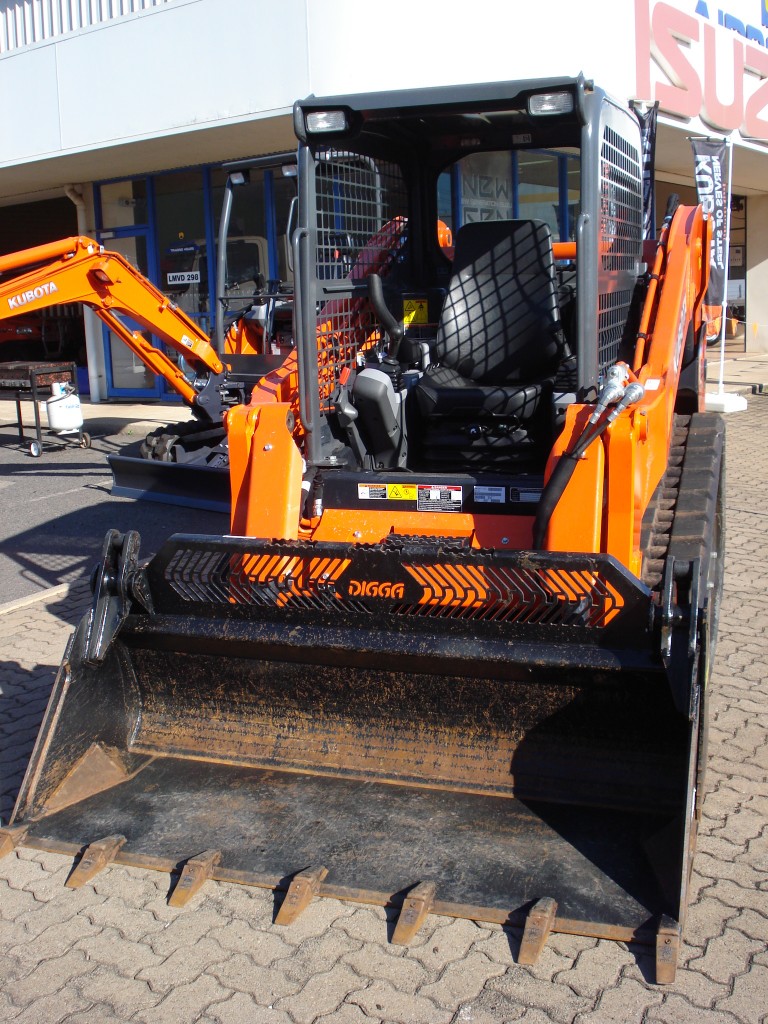 Kubota's new CTL due for official launch in July