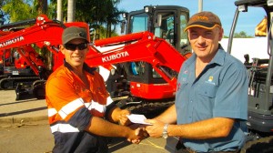 Phillip Whilliment, 1st Place Winner (Darwin) and Jimmy Holder, Airpower NT